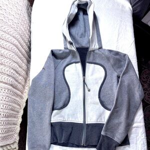 Lululemon Athletica Size 6 Grey Remix Hoodie Scuba Zip Up Sweater Jacket